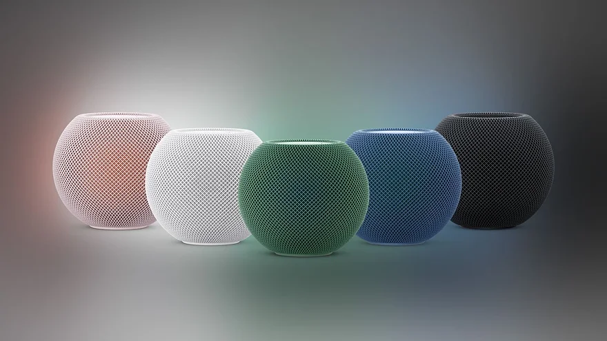 Пять колонок HomePod mini разных цветов